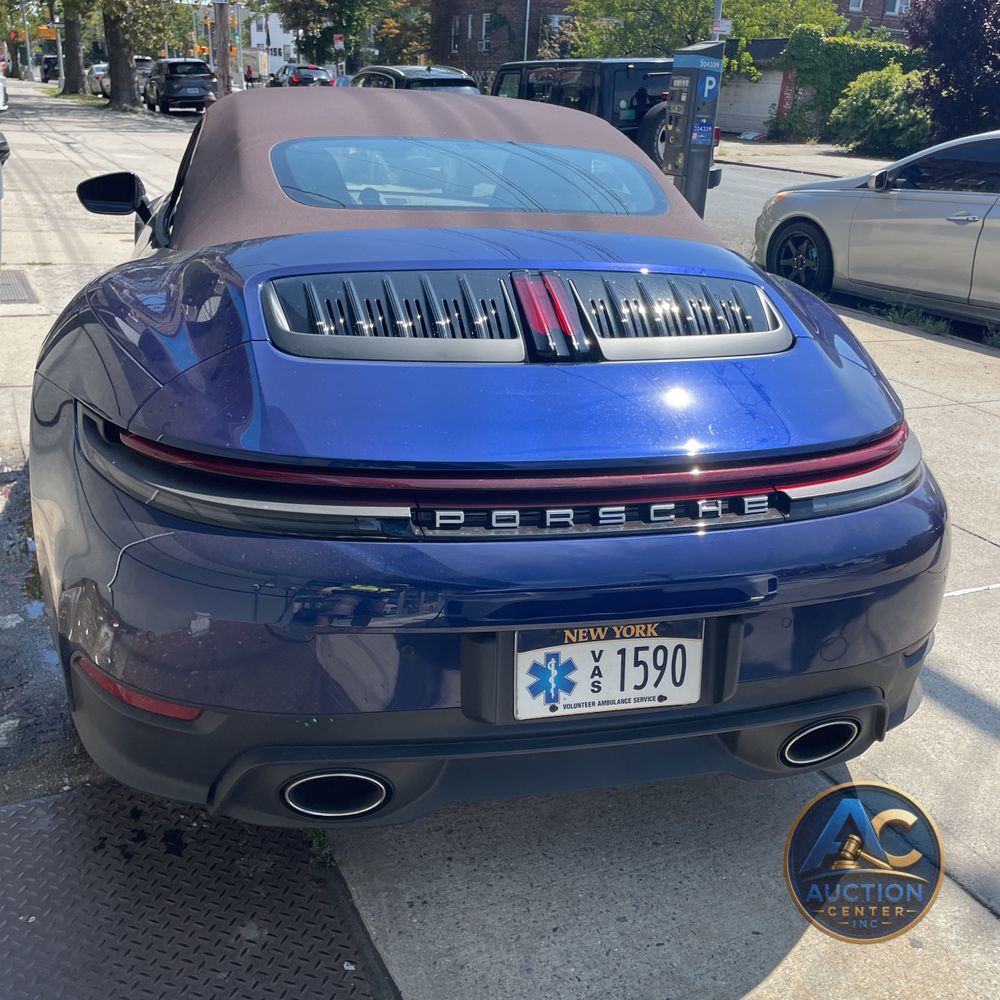 2025 Porsche 911 Carrera
