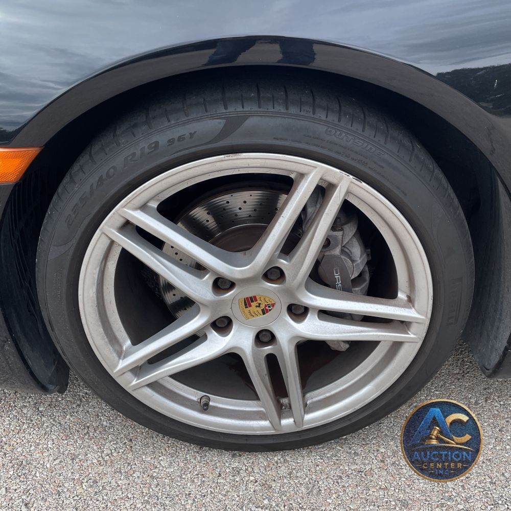 2017 Porsche 911 Carrera