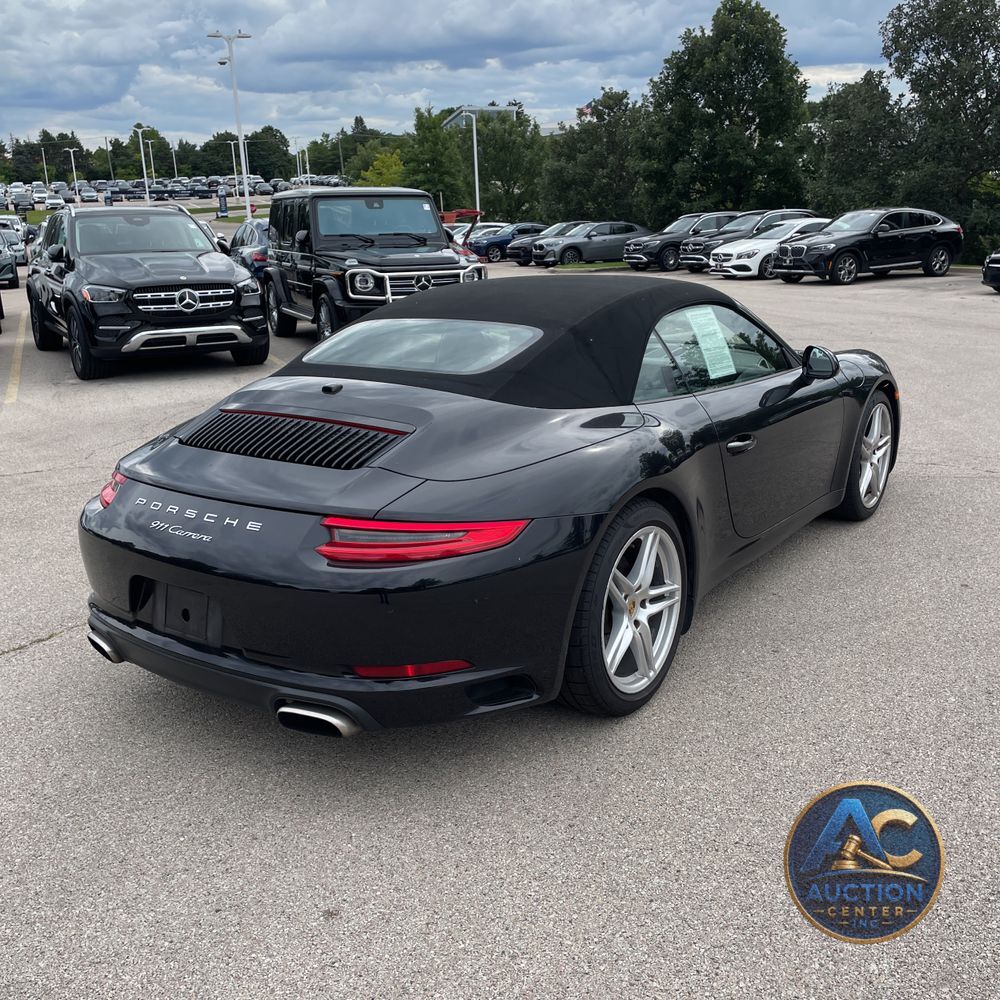 2017 Porsche 911 Carrera