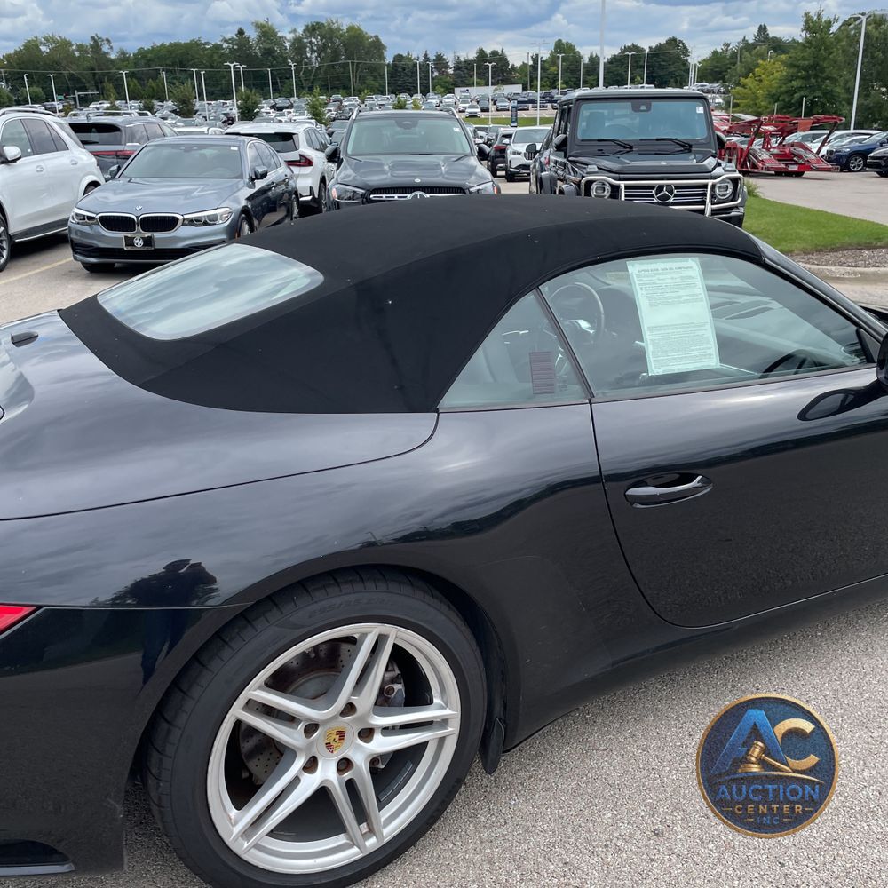2017 Porsche 911 Carrera