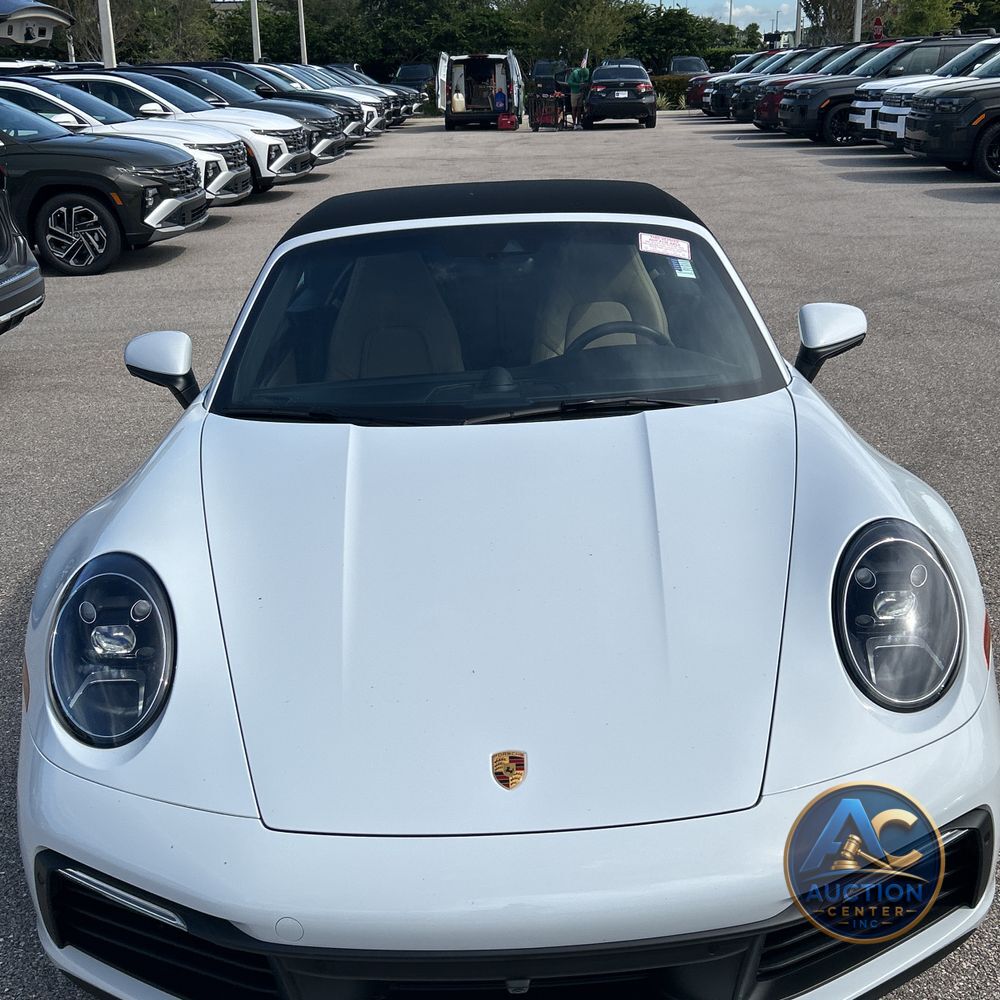 2023 Porsche 911 Carrera