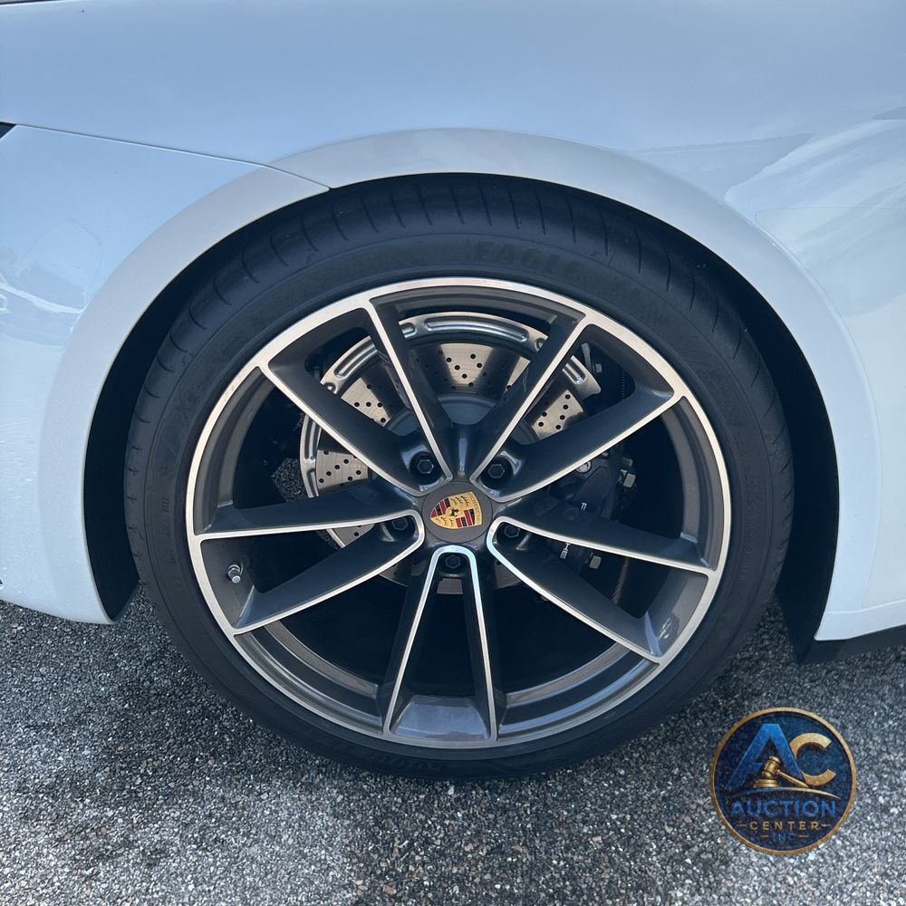 2023 Porsche 911 Carrera
