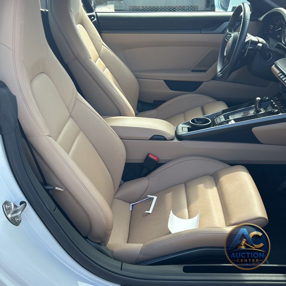 2023 Porsche 911 Carrera