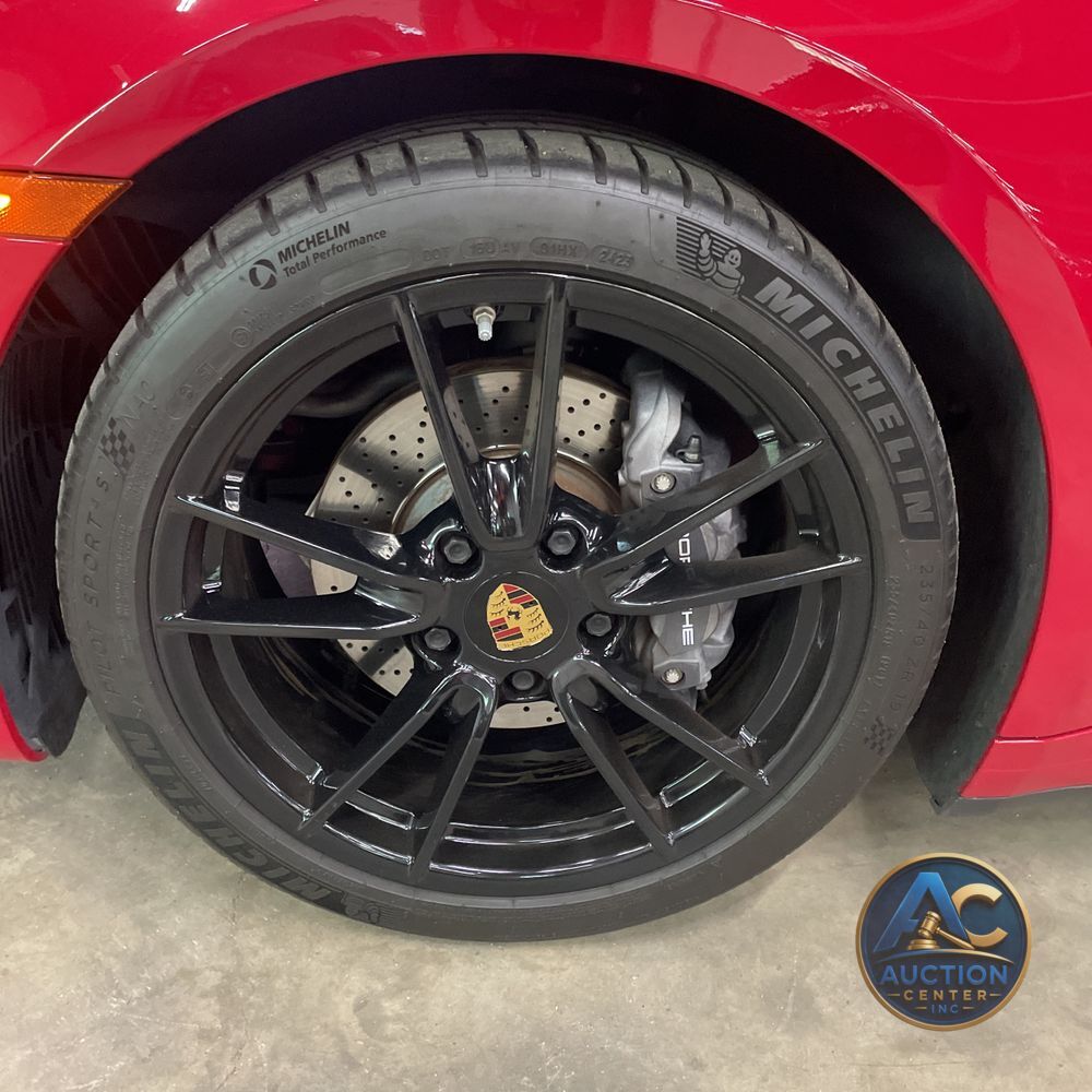 2021 Porsche 911 Carrera