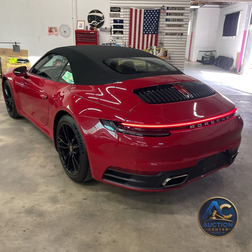 2021 Porsche 911 Carrera