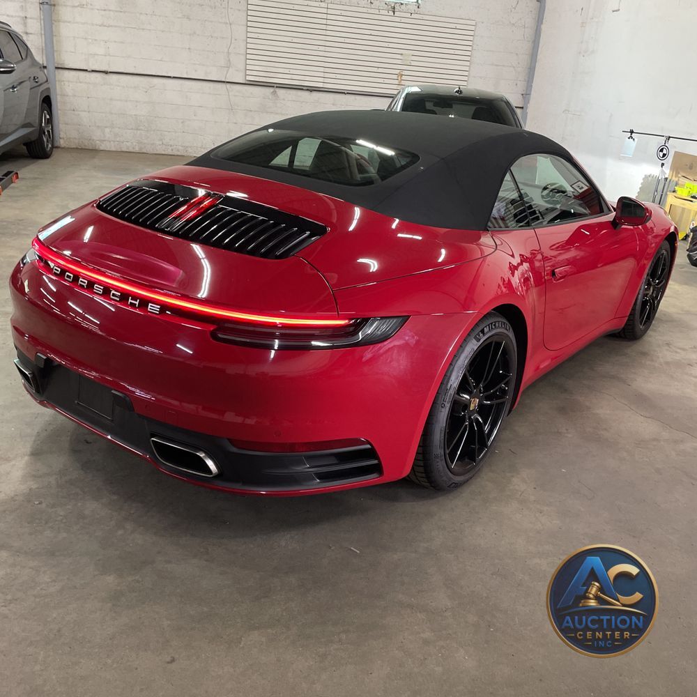 2021 Porsche 911 Carrera