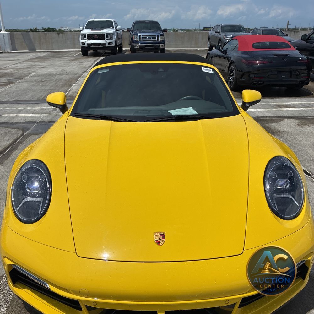 2022 Porsche 911 Carrera Cabriolet