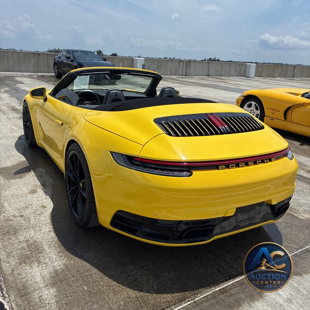 2022 Porsche 911 Carrera Cabriolet