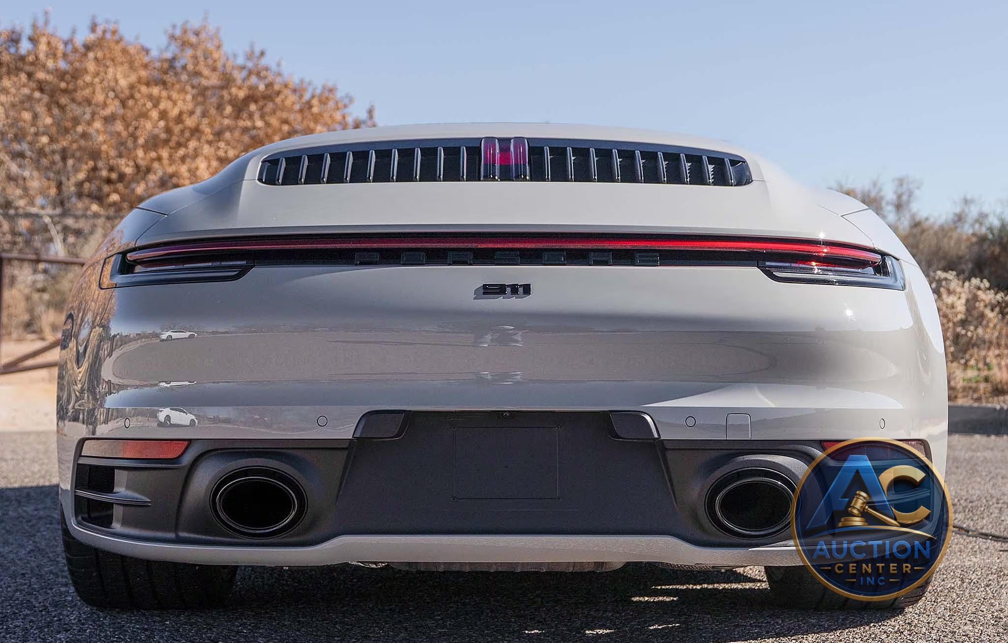 2024 Porsche 911 Carrera Cabriolet