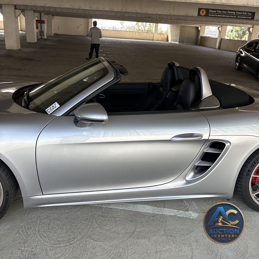 2024 Porsche 718 Boxster S