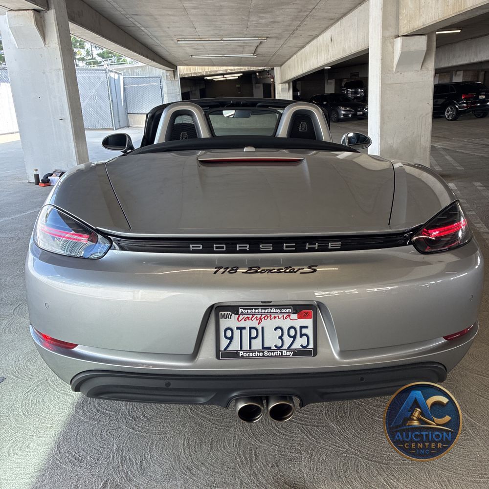 2024 Porsche 718 Boxster S
