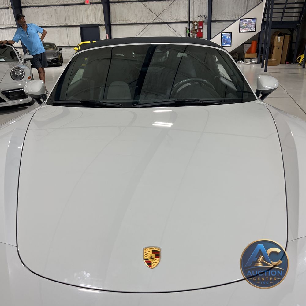 2022 Porsche 718 Boxster S