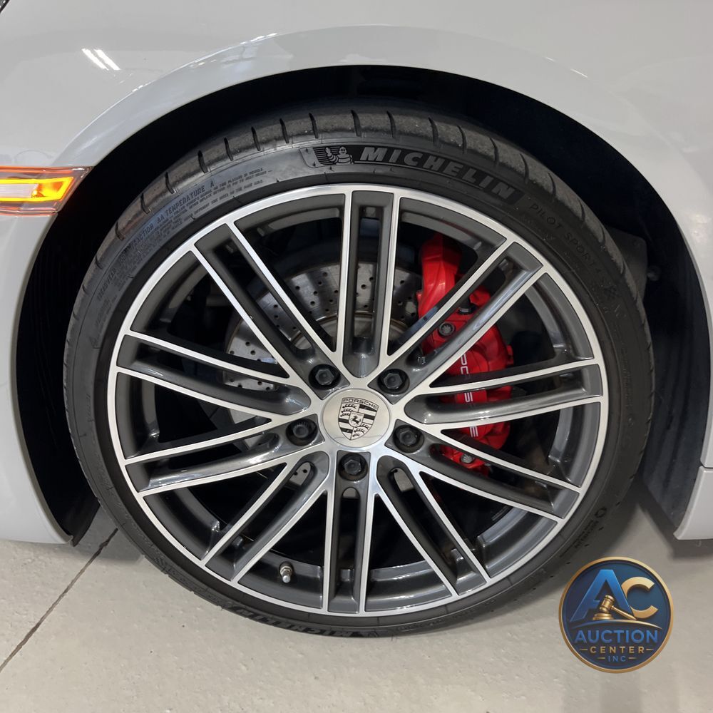 2022 Porsche 718 Boxster S