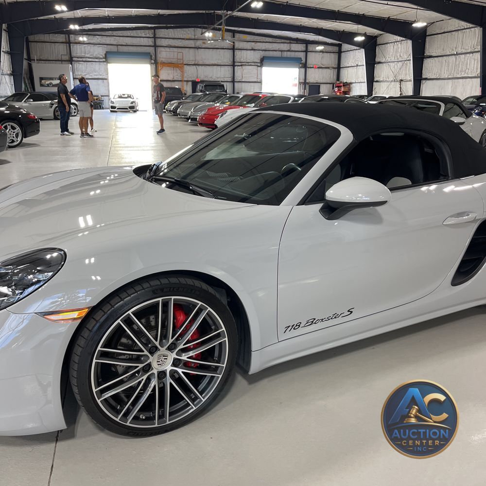 2022 Porsche 718 Boxster S