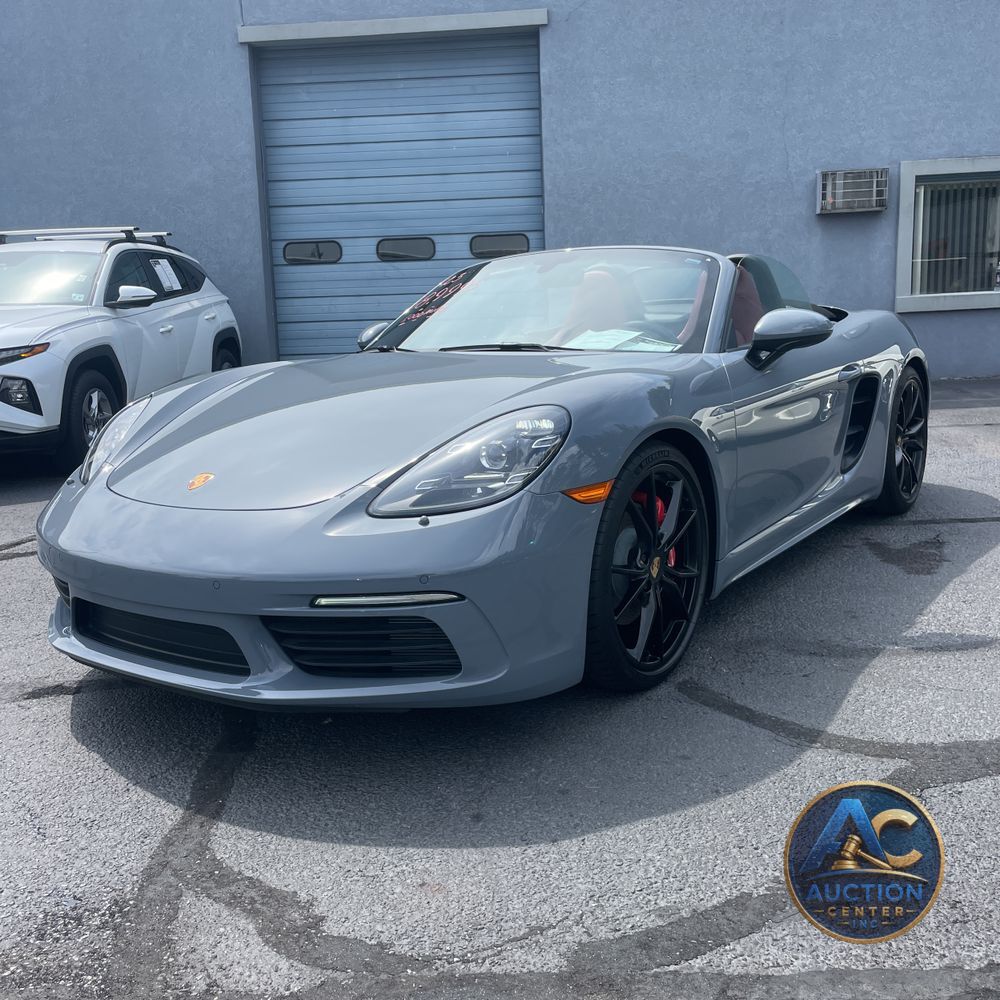 2023 Porsche 718 Boxster S