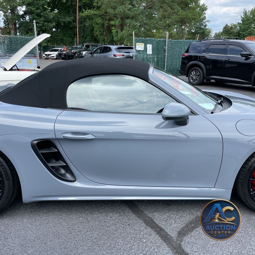 2023 Porsche 718 Boxster S