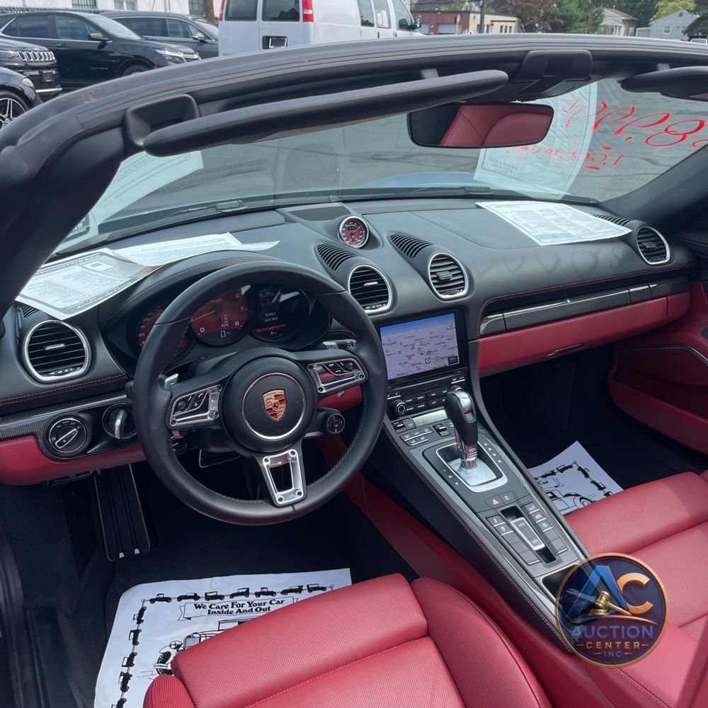2023 Porsche 718 Boxster S