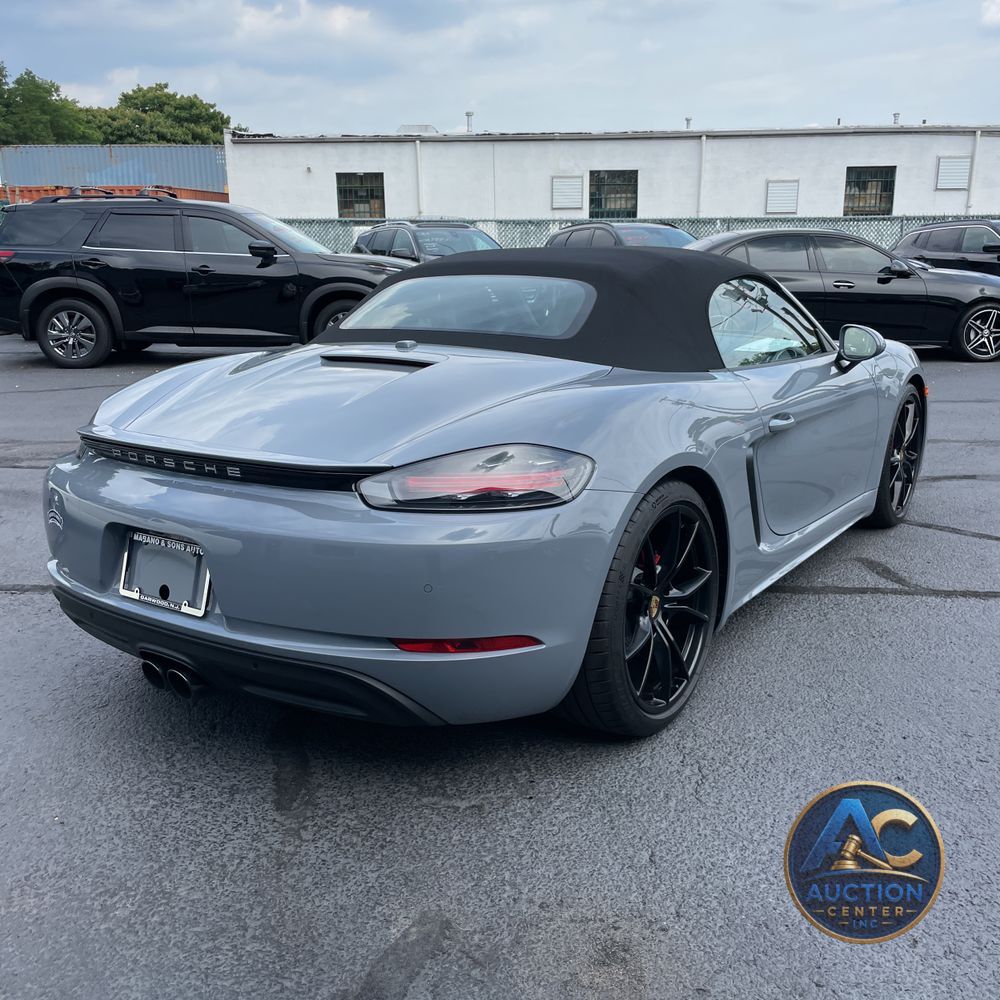 2023 Porsche 718 Boxster S