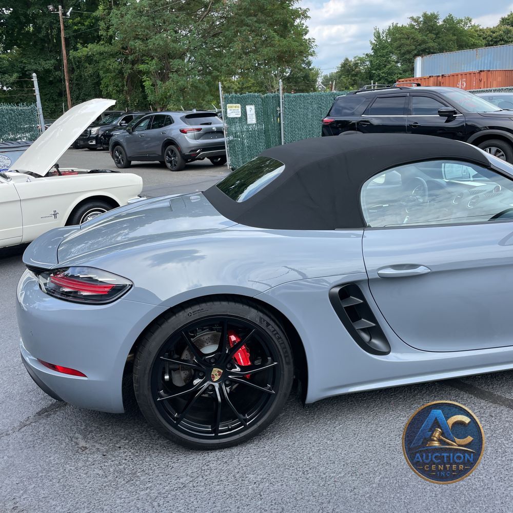 2023 Porsche 718 Boxster S