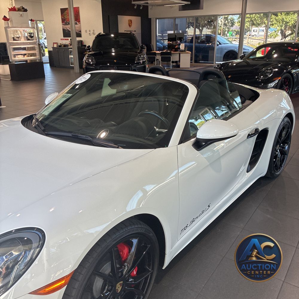 2023 Porsche 718 Boxster S