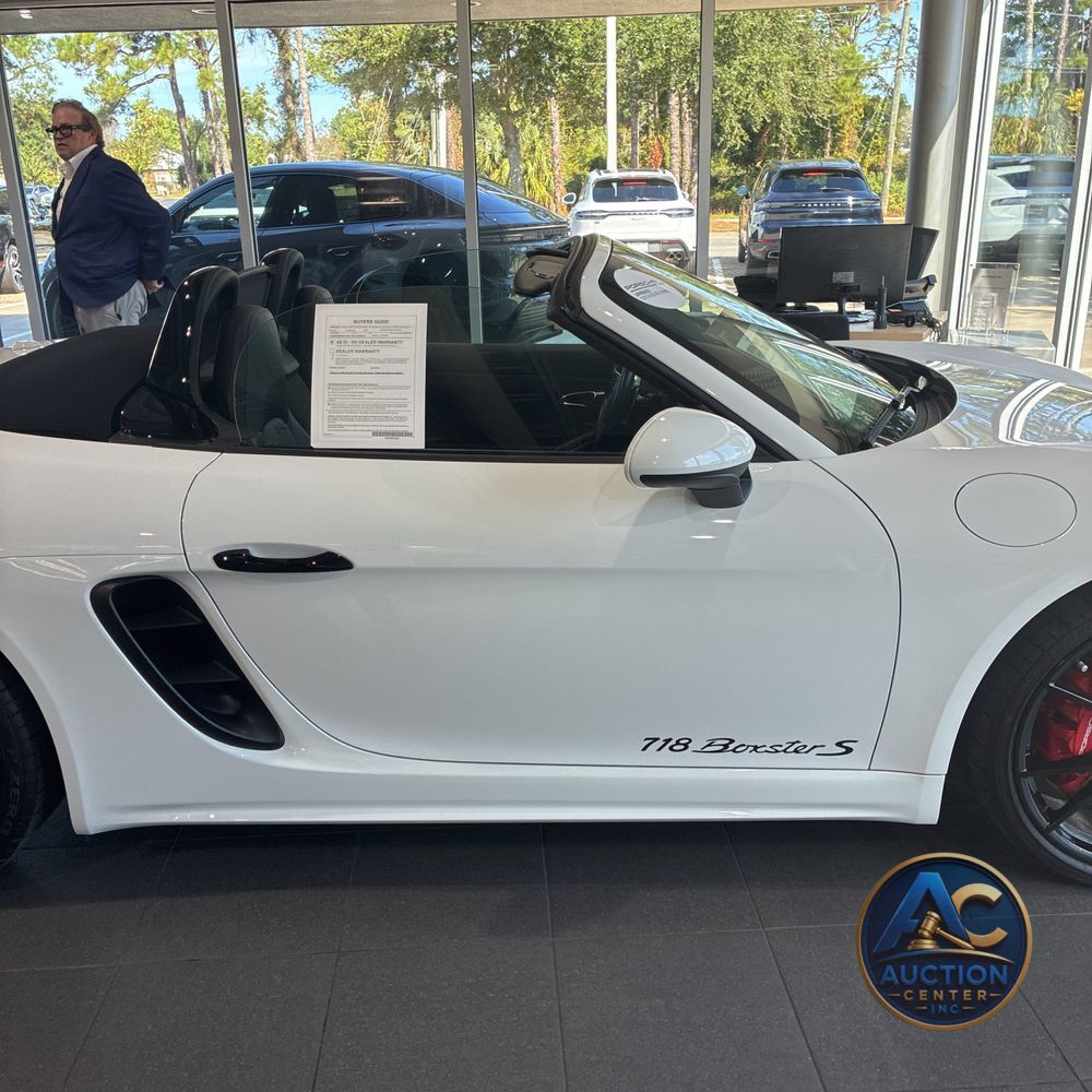 2023 Porsche 718 Boxster S