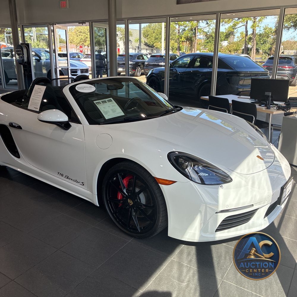 2023 Porsche 718 Boxster S