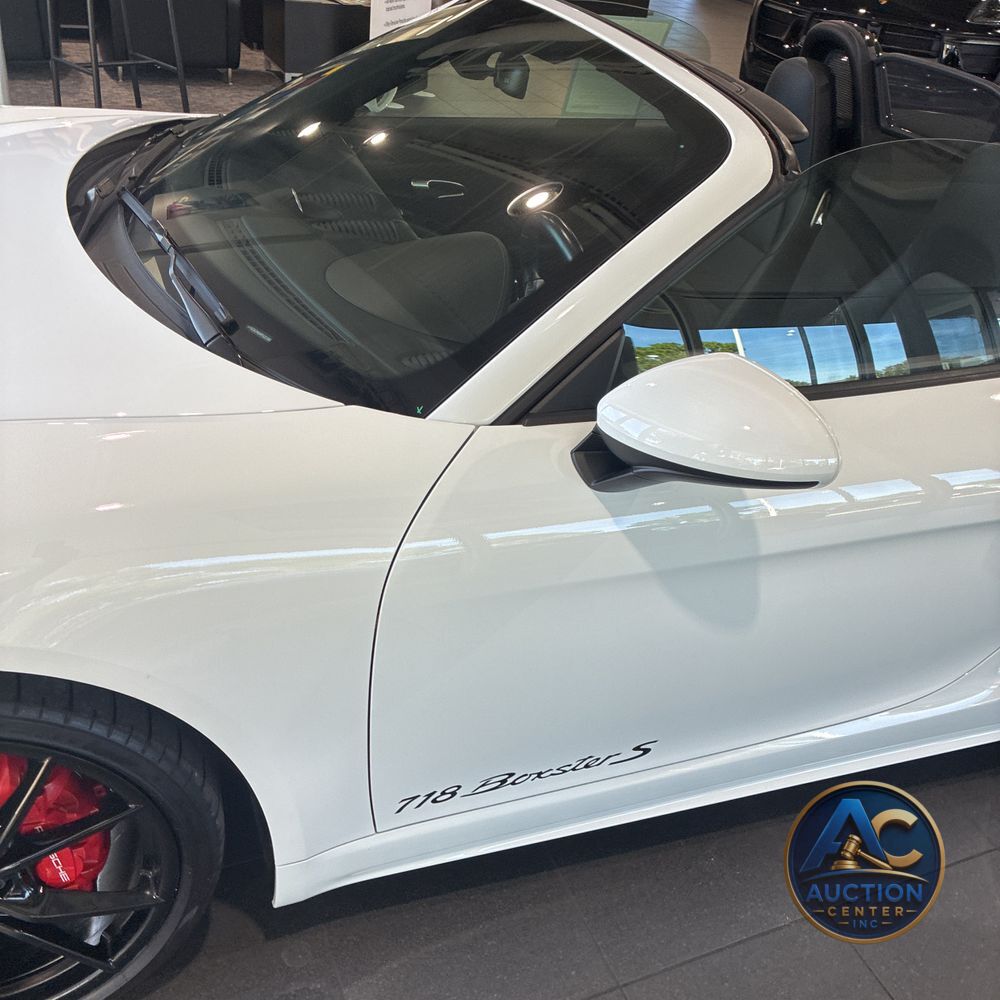 2023 Porsche 718 Boxster S