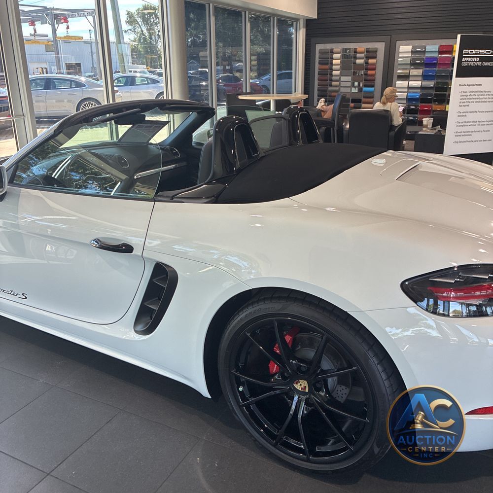 2023 Porsche 718 Boxster S