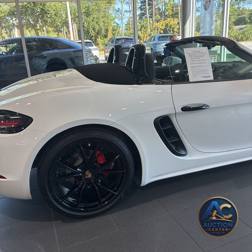 2023 Porsche 718 Boxster S