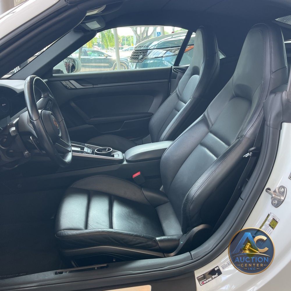 2020 Porsche 911 Carrera 4S