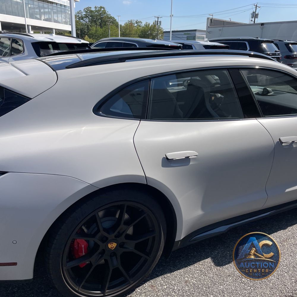 2024 Porsche Taycan GTS Sport Turismo