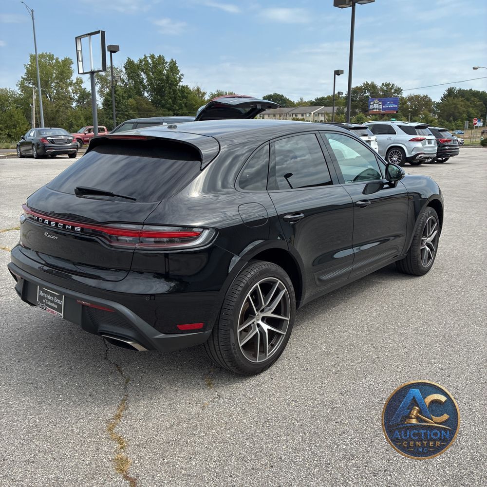2023 Porsche Macan T