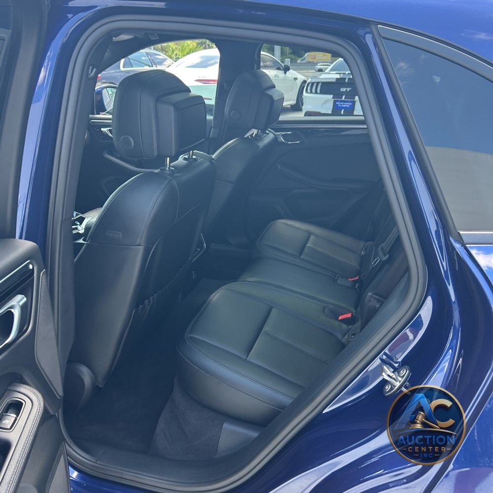 2024 Porsche Macan