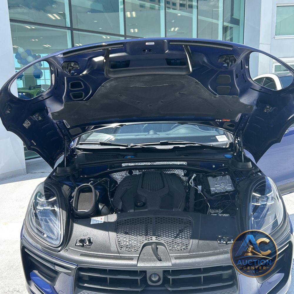 2024 Porsche Macan