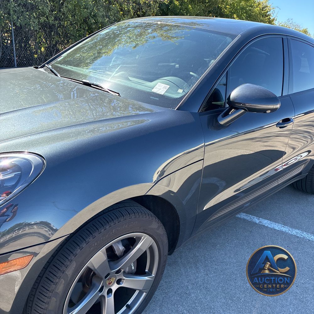 2024 Porsche Macan Base