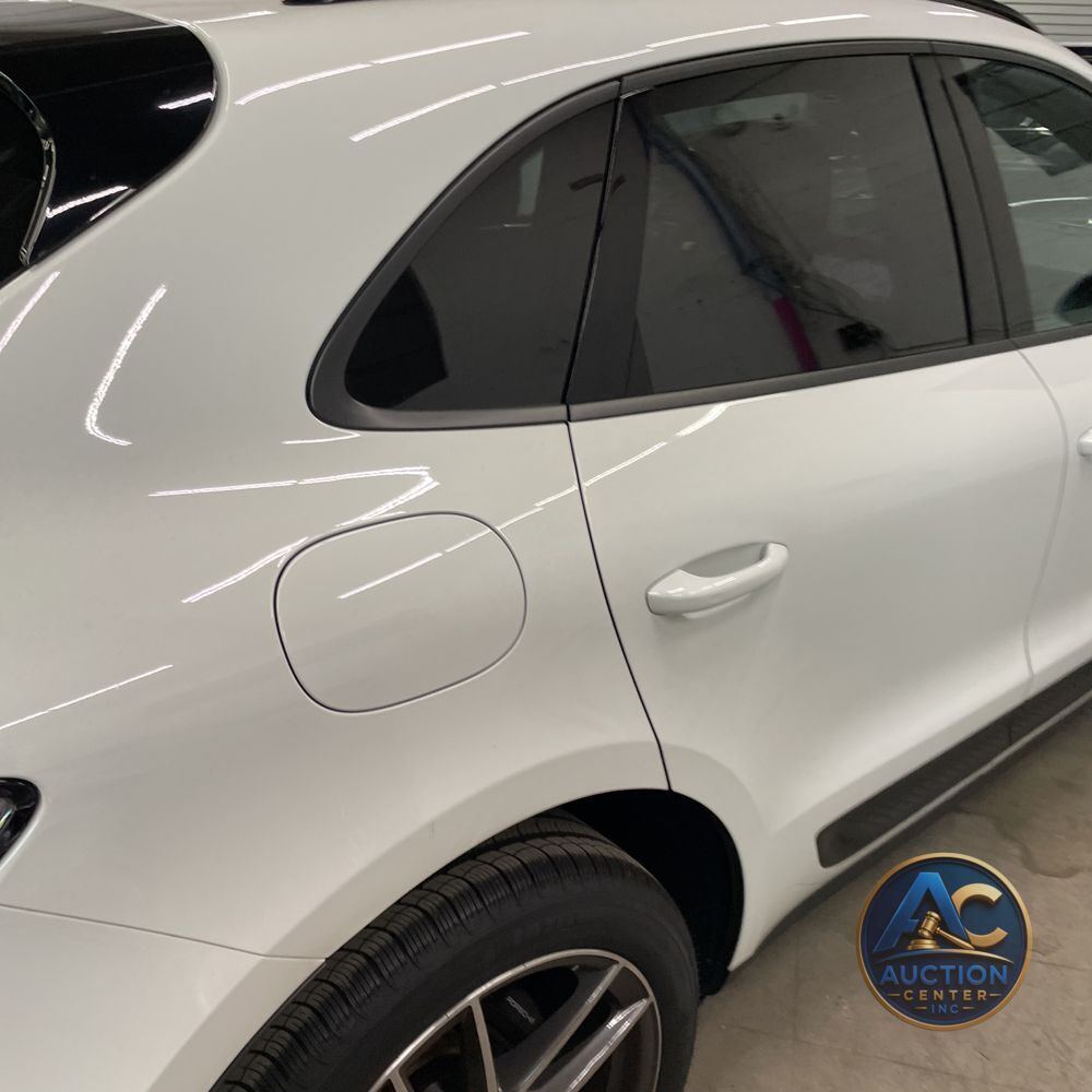 2024 Porsche Macan Base