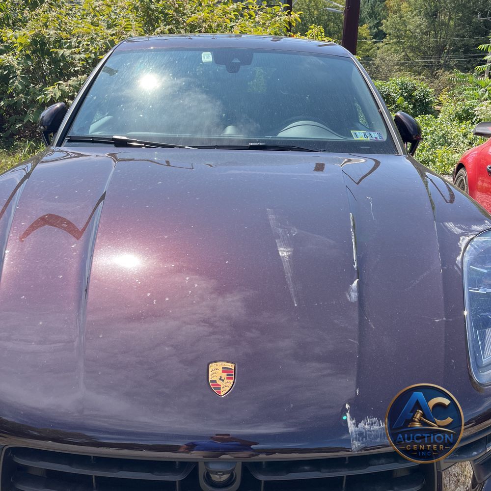 2025 Porsche Macan Base