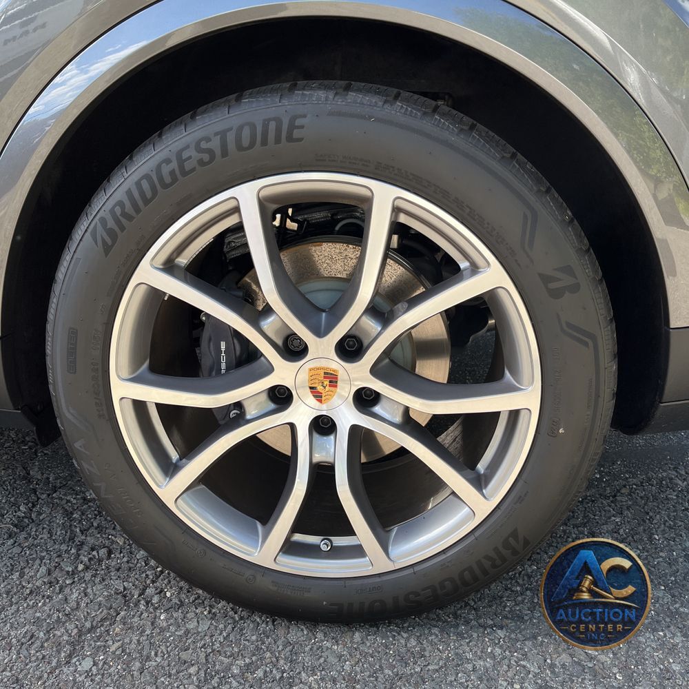 2025 Porsche Cayenne S 4D SUV
