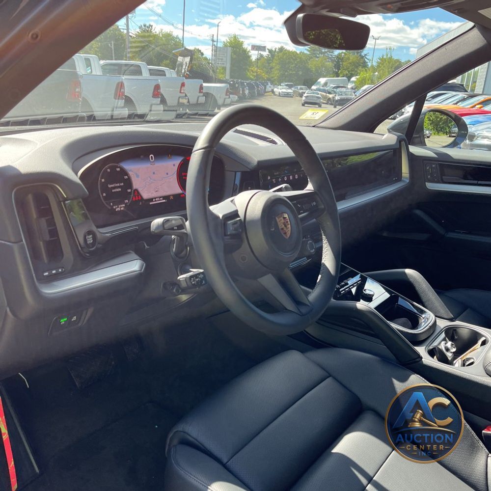 2025 Porsche Cayenne S 4D SUV