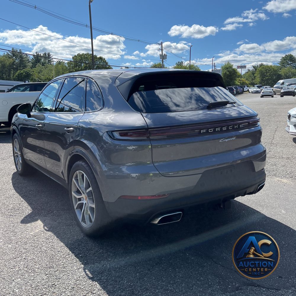 2025 Porsche Cayenne S 4D SUV