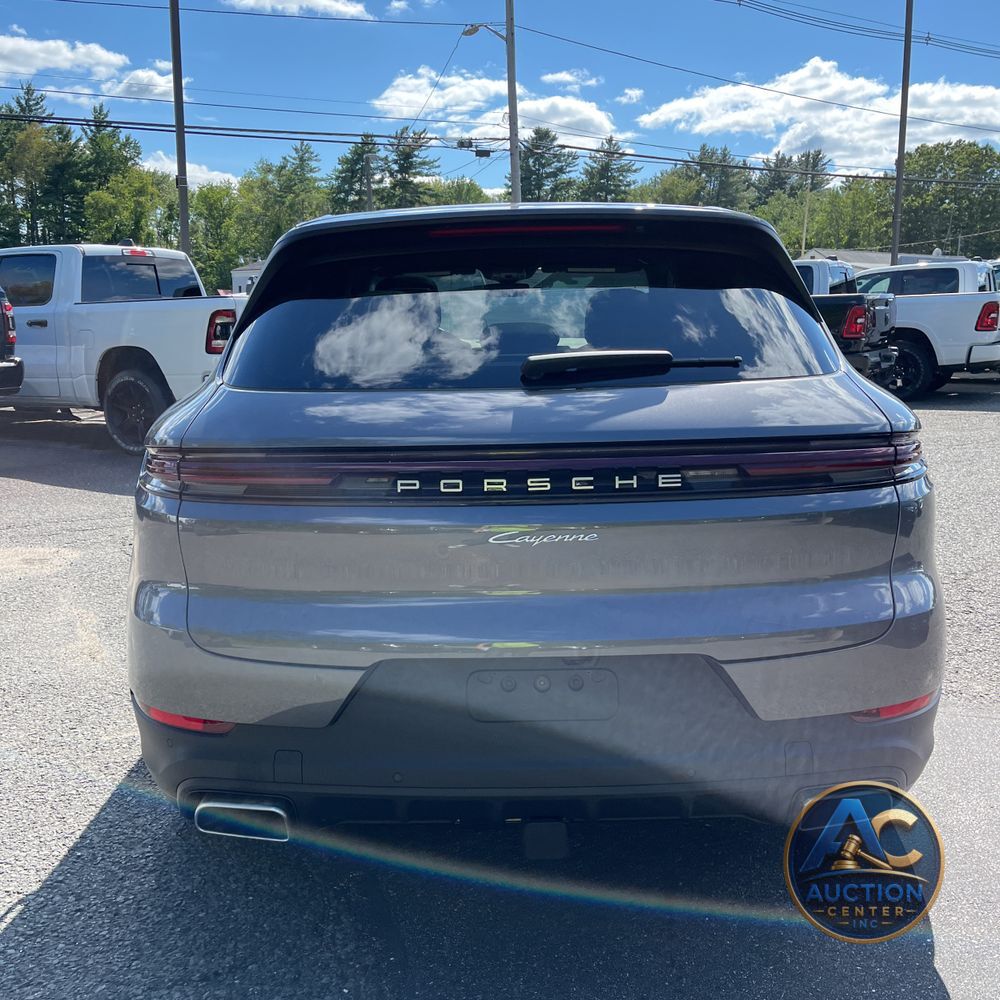 2025 Porsche Cayenne S 4D SUV