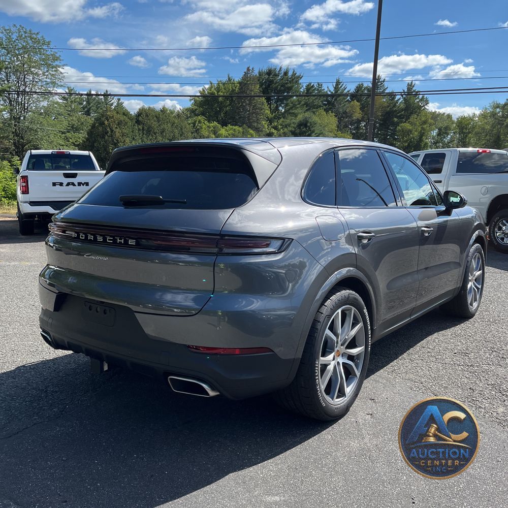 2025 Porsche Cayenne S 4D SUV