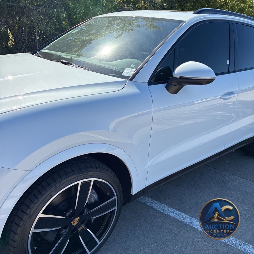 2022 Porsche Cayenne Platinum Edition
