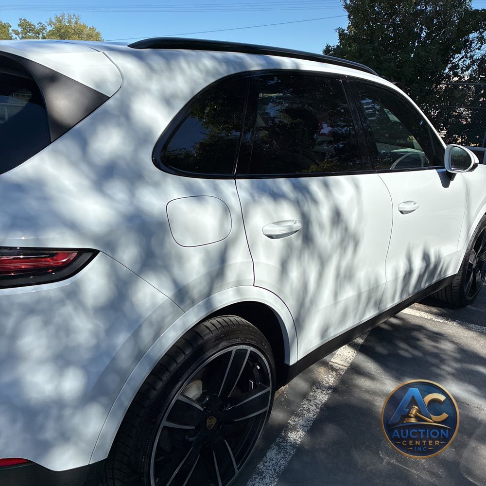 2022 Porsche Cayenne Platinum Edition