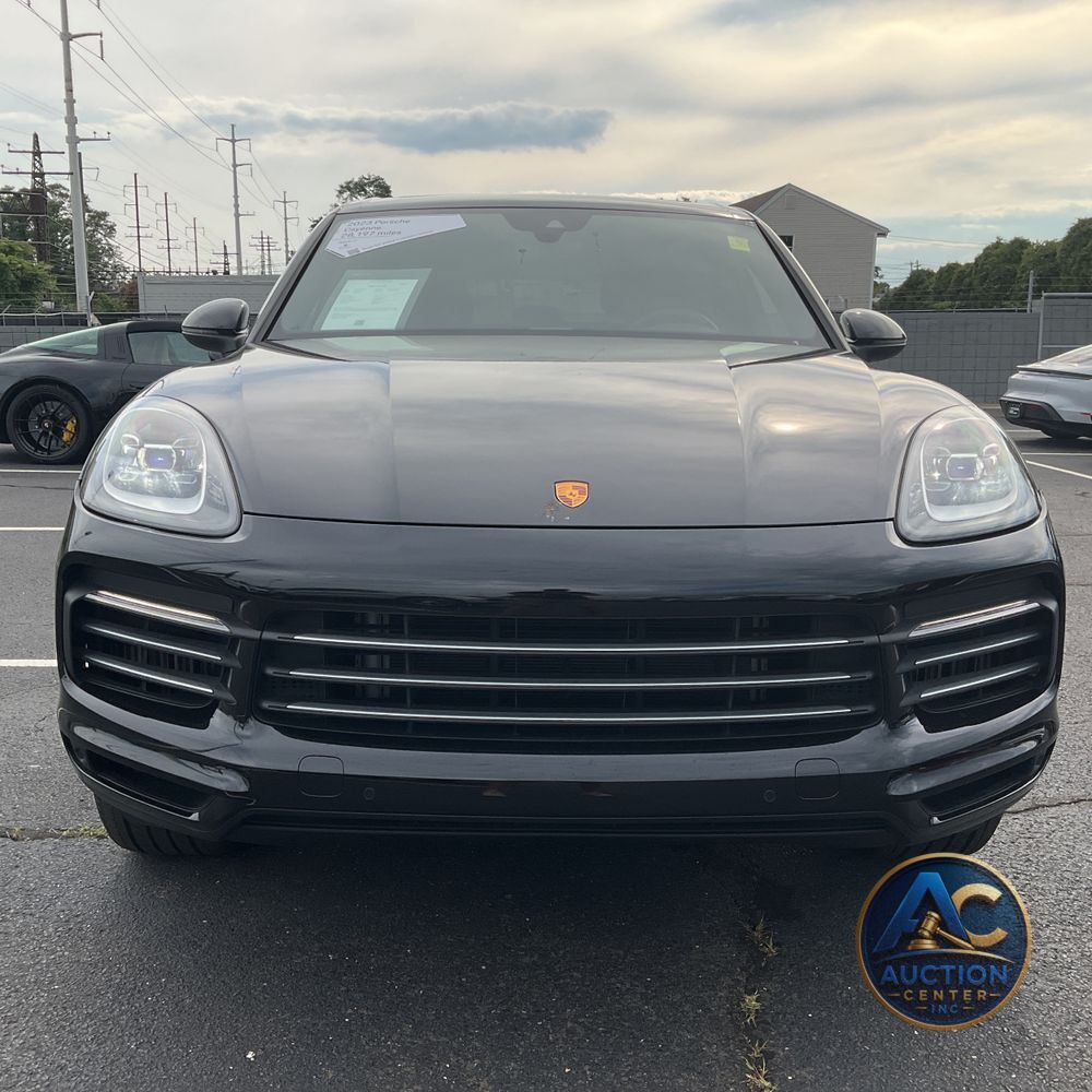 2023 Porsche Cayenne Base