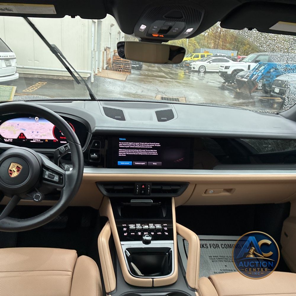 2024 Porsche Cayenne Base