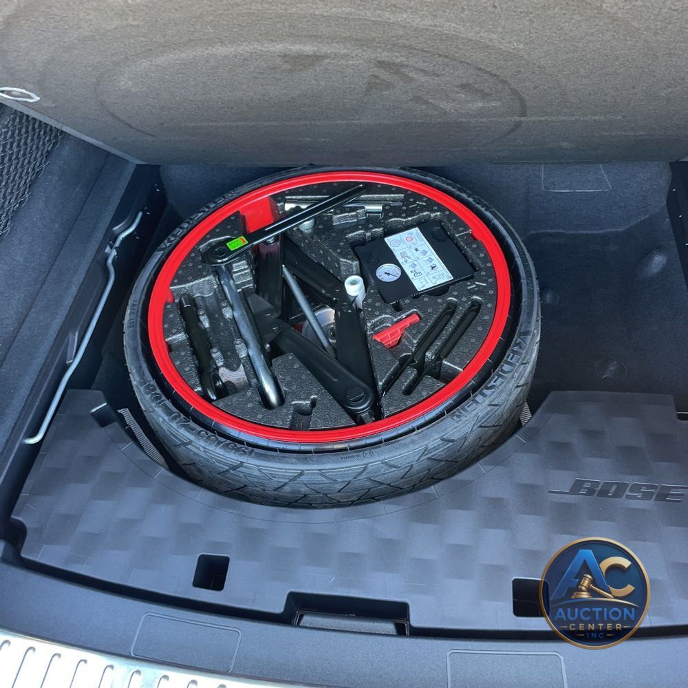 2022 Porsche Cayenne Platinum Edition