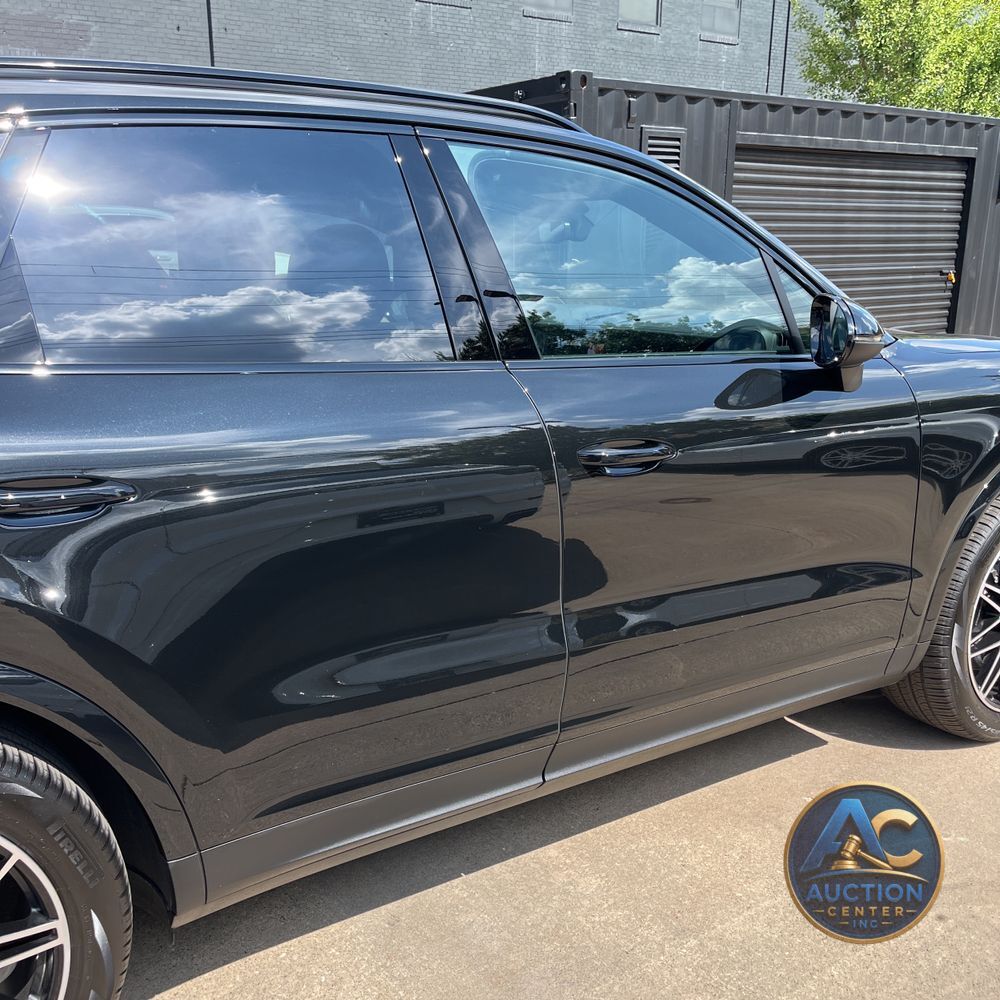 2024 Porsche Cayenne Base
