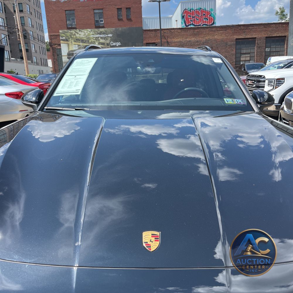2024 Porsche Cayenne Base