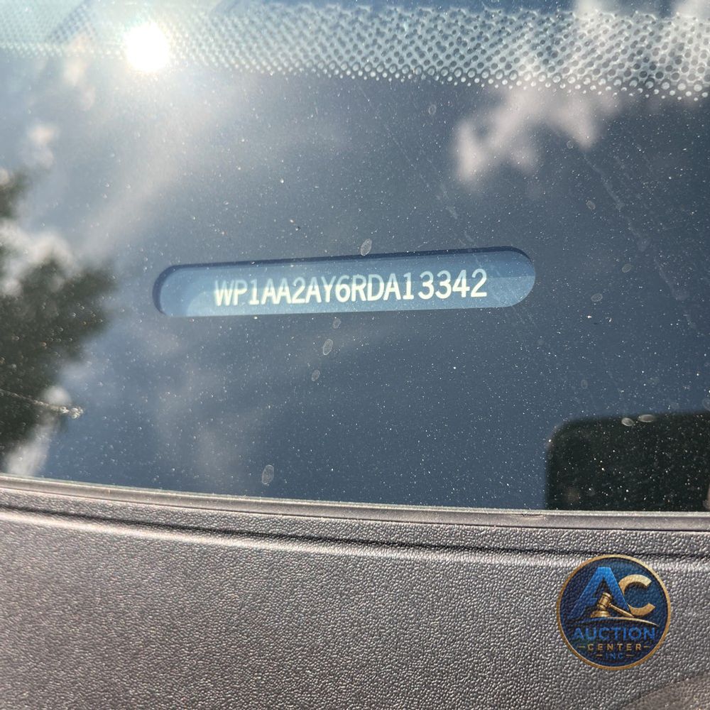 2024 Porsche Cayenne Base